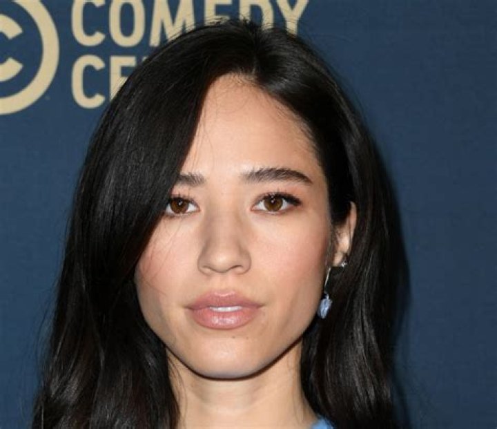 How much is Kelsey worth? – Celebrity