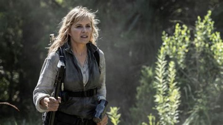 Is Kim Dickens Returning To Fear The Walking Dead? – Celebrity