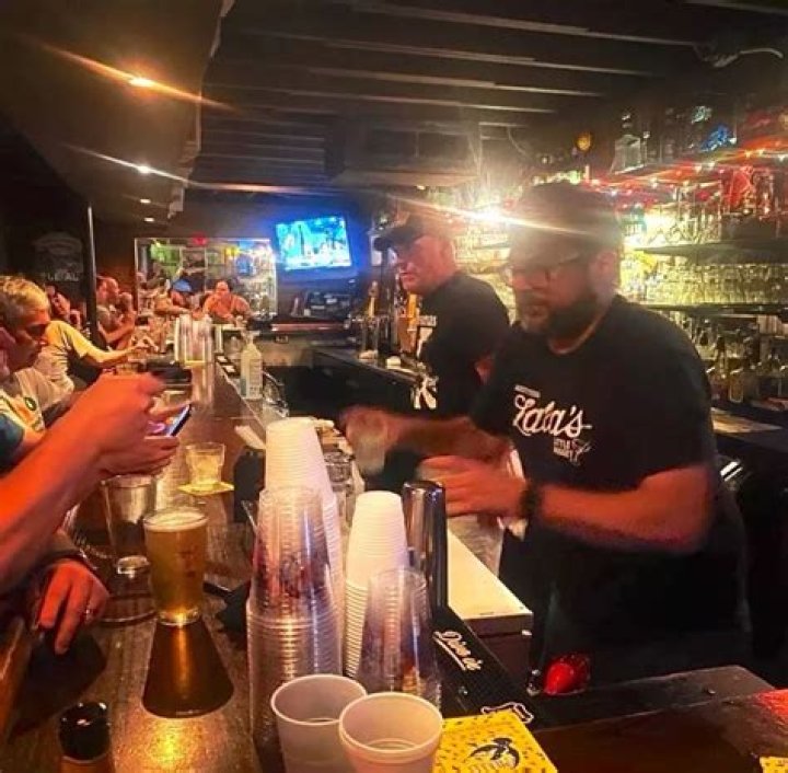 Reflect Roger Nelson Death, Lakewood Landing’s award-Winning Bartender