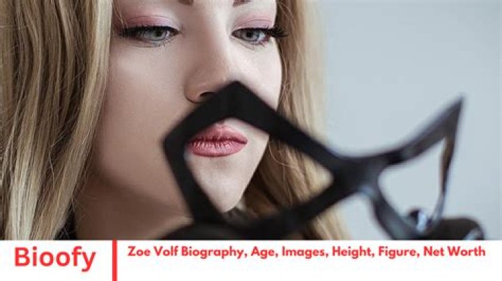 Zoe Biography